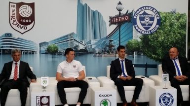 1410_derbi_press